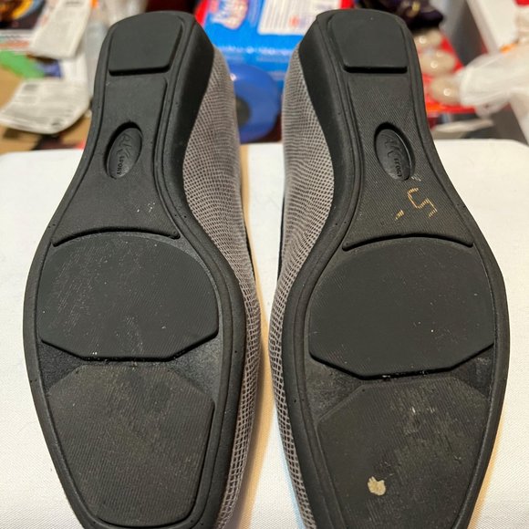 Anne Klein Grey Shoes - Picture 4 of 4